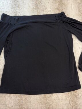 LOFT Black Off-Shoulder Top 100% cotton medium